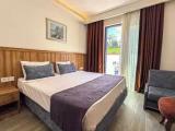 Standard Triple Suite
