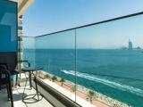 Aloft Double room with balcony and with partial sea view