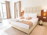 Standard Triple room with balcony