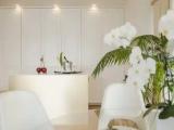 2 Bedrooms Royal Apartment with balcony and with sea view