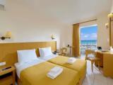 Standard room with partial sea view