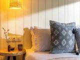 1 Bedroom Economy Double room with balcony and with city view