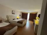 Standard Triple room with sea view