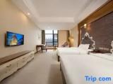 Standard Double room with river view