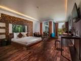 Deluxe Triple Family room