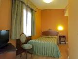 Standard room with canal view