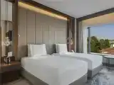 Deluxe Twin room with partial bosphorus view