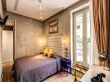 Double room with city view