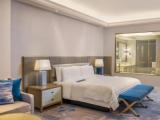 Standard Twin room with lake view