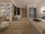 1 Bedroom Double Suite with courtyard view
