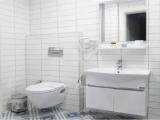 Standard room with street view