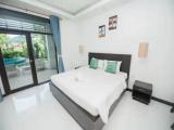 Deluxe Double room with pool view