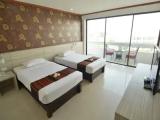 Superior room with pool view