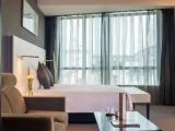 Premier room