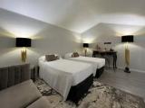 Luxury Suite