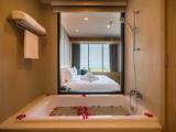 Deluxe room with mountain view