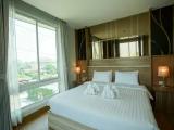 Standard Double room with street view