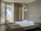 Standard Double room with partial sea view