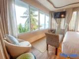 Deluxe room beachfront