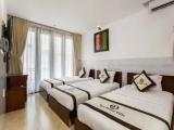 Deluxe Triple room with balcony