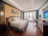 Deluxe Double Club room with ocean view
