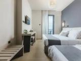 Standard Triple room with sea view