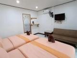 Standard Quadruple room with city view