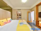 2 Bedrooms Suite with garden view