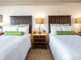 Deluxe Quadruple room with courtyard view