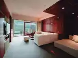 1 Bedroom Deluxe Suite