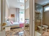 Junior Suite with balcony and with lake view