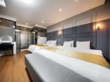 Premier room
