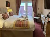 Standard room with courtyard view