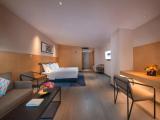1 Bedroom Triple Suite