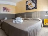 Standard Triple room with balcony and with city view