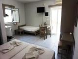 Standard Triple Basement room