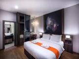 Deluxe Double room with pool view