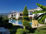3 Bedrooms Sextuple Family Villa
