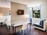 Premium Suite