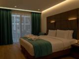 Single Suite with pool view