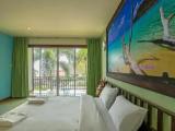 Triple room with pool view