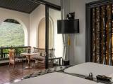 Classic Quadruple room with ocean view