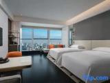 Premier room