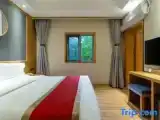 Standard room with view