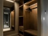Deluxe Single Suite