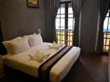 Standard Double room with street view