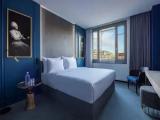 Standard Double room with city view