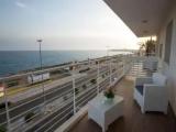Deluxe Double room with balcony and seafront
