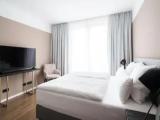 3 Bedrooms Sextuple Apartment
