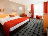 Grand room